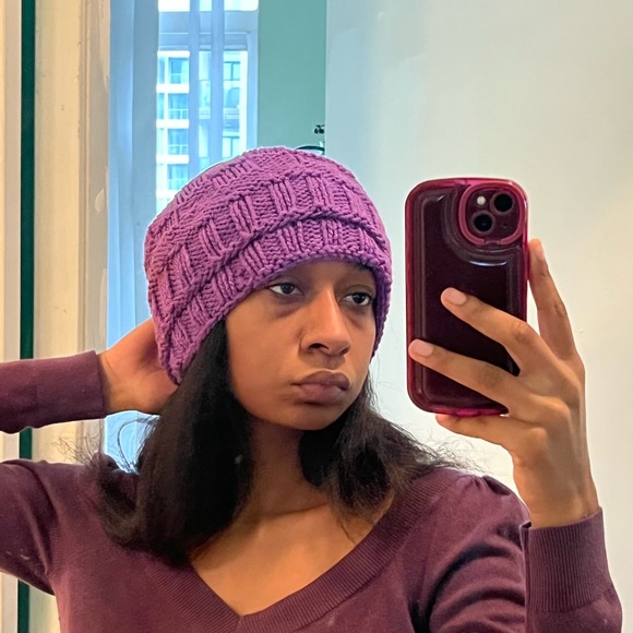 Purple beanie - Picture 7 of 17